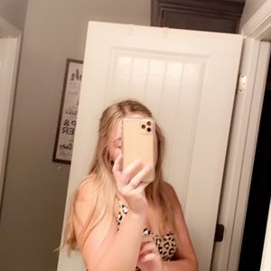 Meet your Posher, Makayla